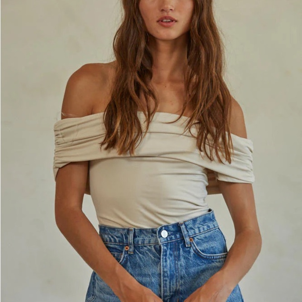 Off the shoulder oatmeal boutique bodysuit